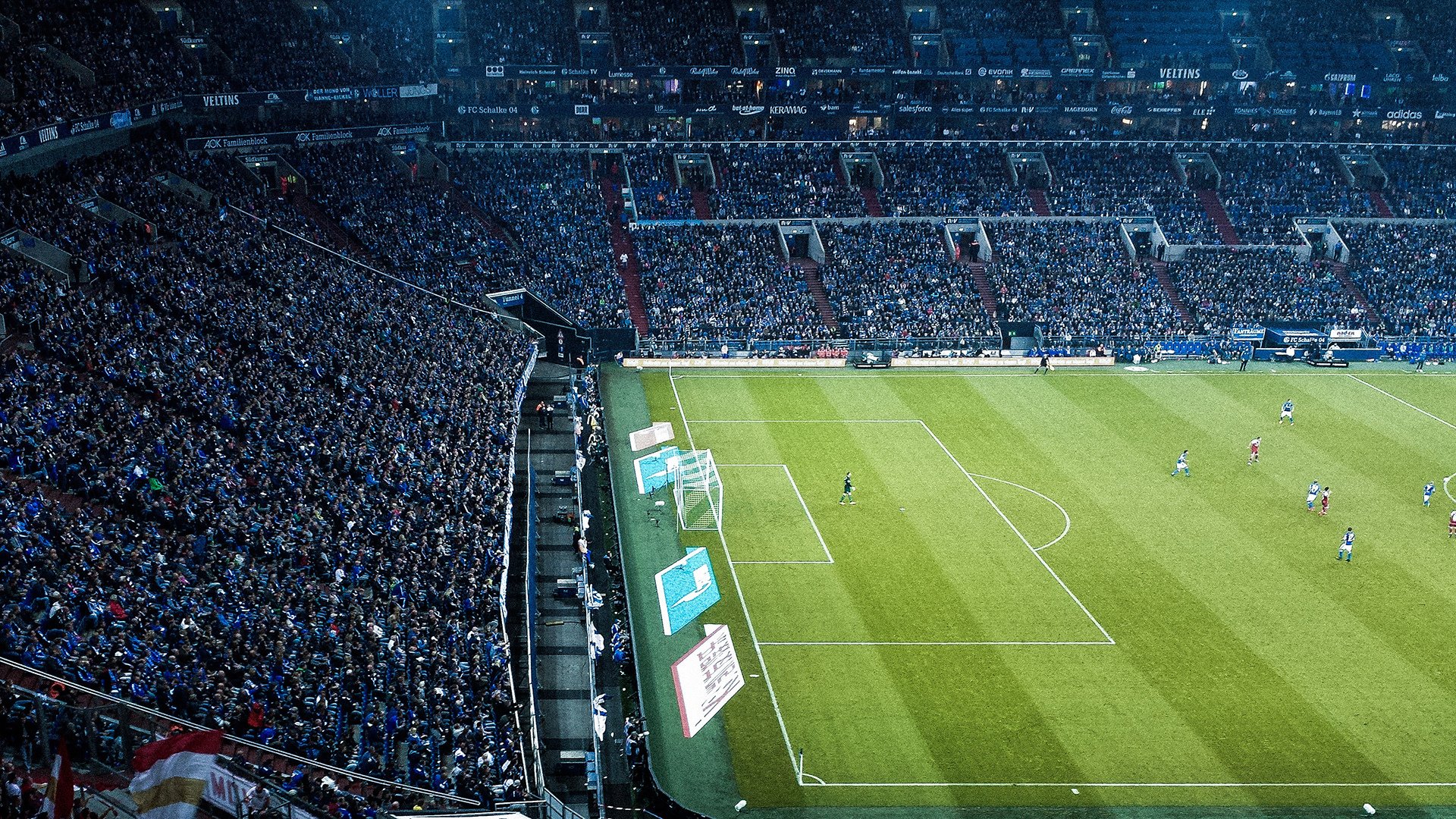 “福乐球决战开启，新都香城体育中心见证精彩”